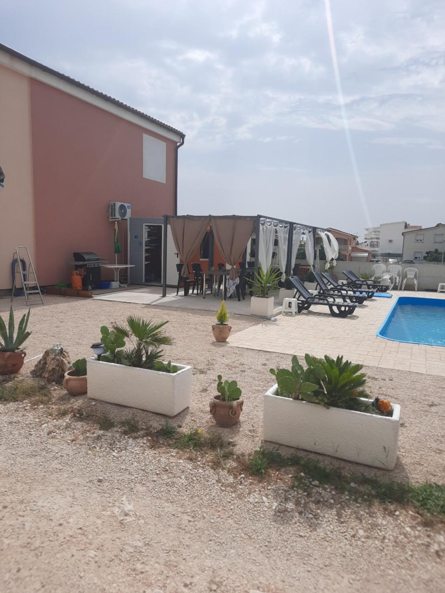Penzion U Kapitana Apartment วีร์ ภายนอก รูปภาพ
